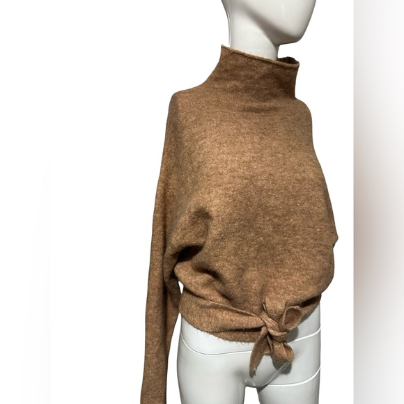 Wilfred Lorin Sweater - Picture 5 of 9